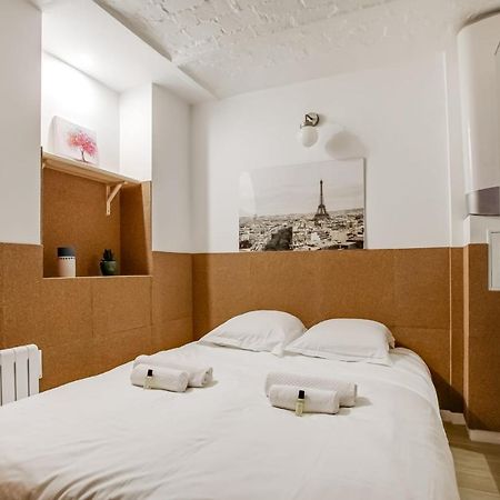 Flat For 4 Located In The Heart Of Paris Bagian luar foto