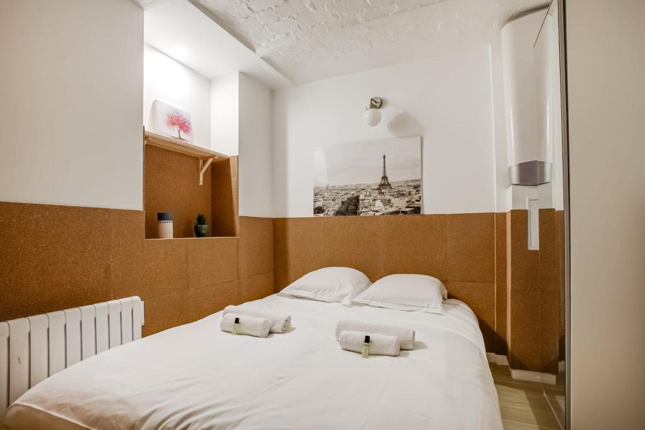 Flat For 4 Located In The Heart Of Paris Bagian luar foto